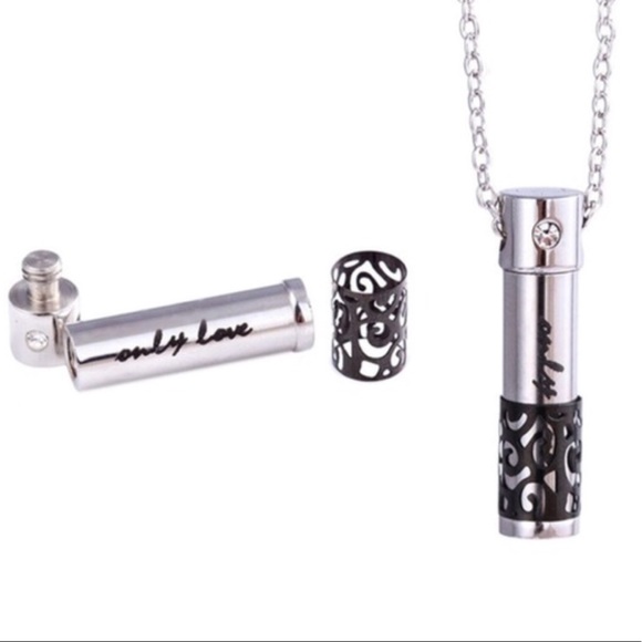 New Necklace Memoriam Pendant Keep Sake - Picture 6 of 6